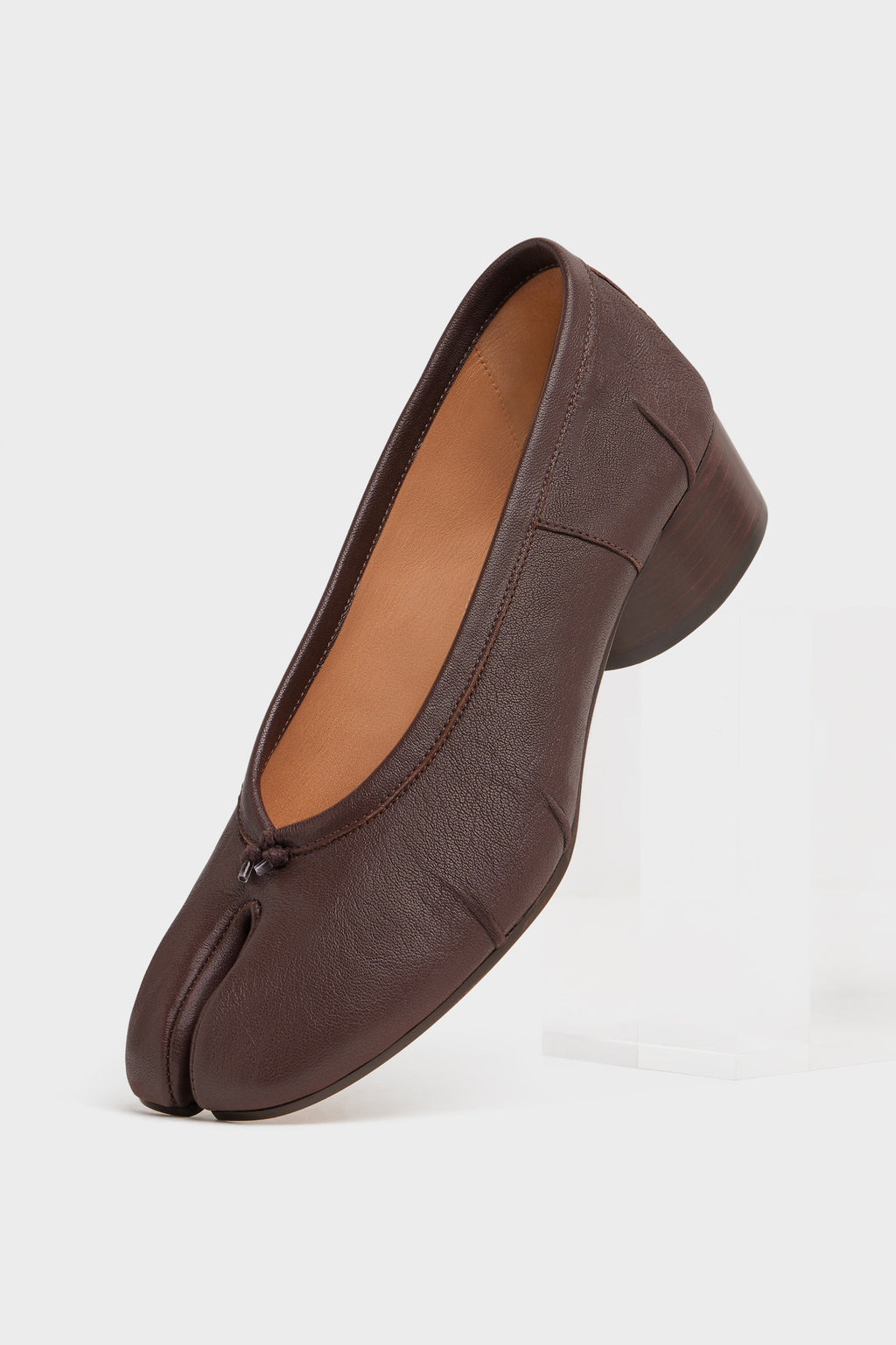 Corvina Ballerina con Tacco Basso - Marrone
